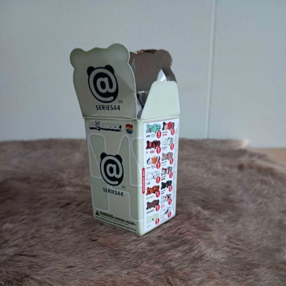 100% Bearbrick - Picture 7 of 7